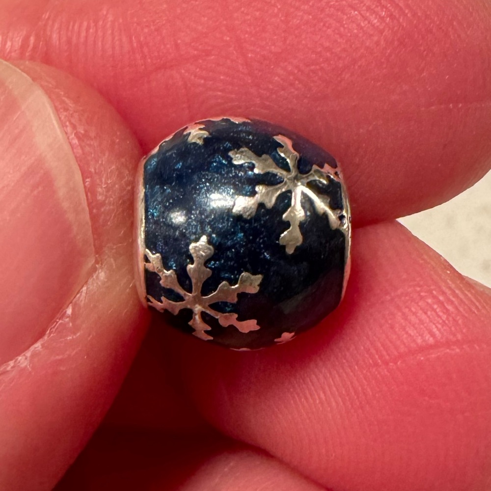 Pandora charm blue snowflakes, Christmas